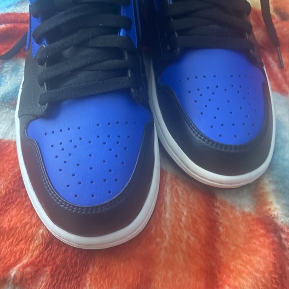 Jordan 1 - Picture 2 of 3